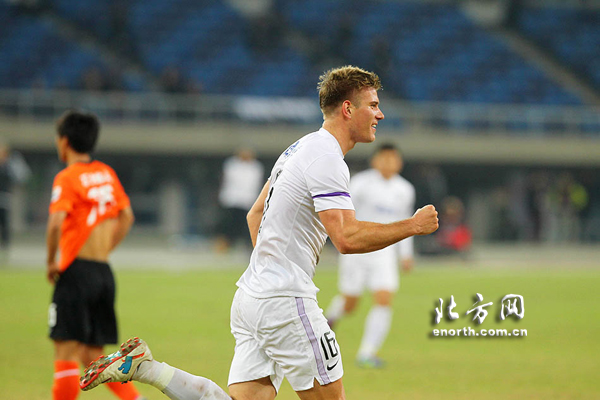 华伦西亚主场大胜,球队信心值得称颂 华伦西亚主场大胜,球队信心值得称颂