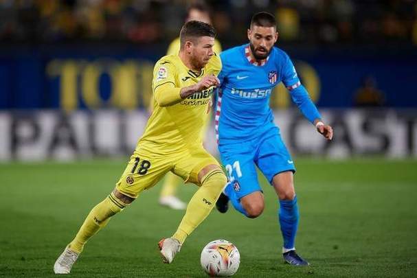 比利亚雷亚尔客场大捷，士气高涨的简单介绍