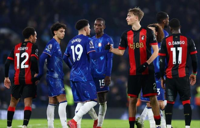 曼城客场逼平南安普顿，保持不败