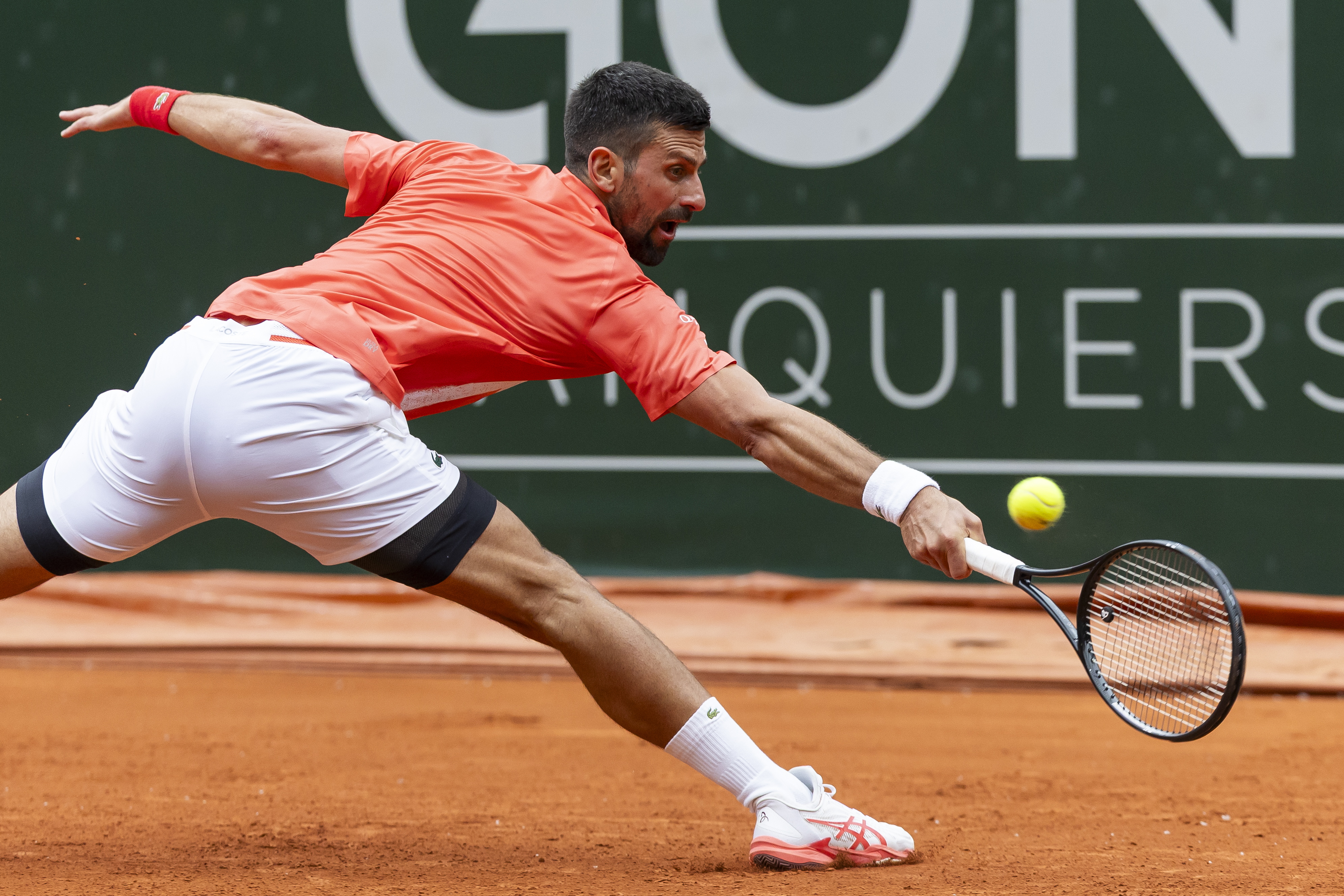 网球比赛：瑞士选手成功晋级决赛的简单介绍