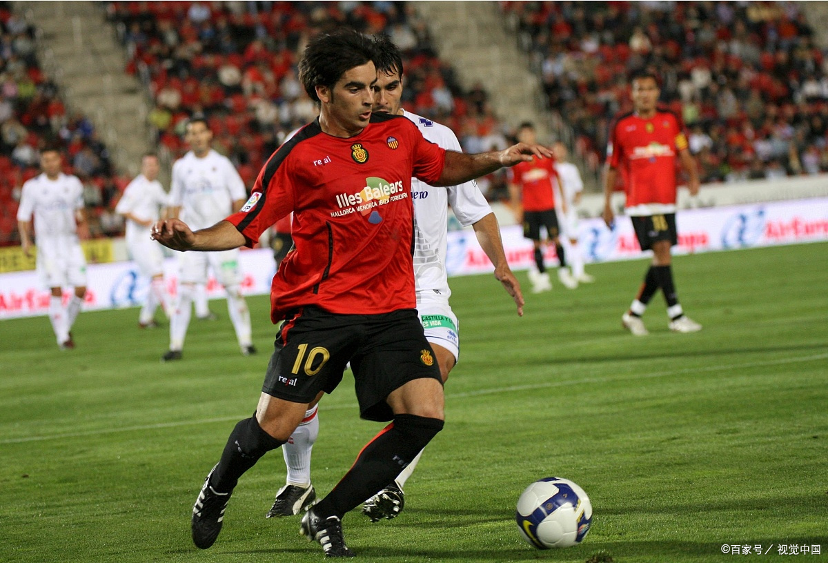 格拉纳达锁定重要胜利,保住前进步伐 格拉纳达锁定重要胜利,保住前进步伐