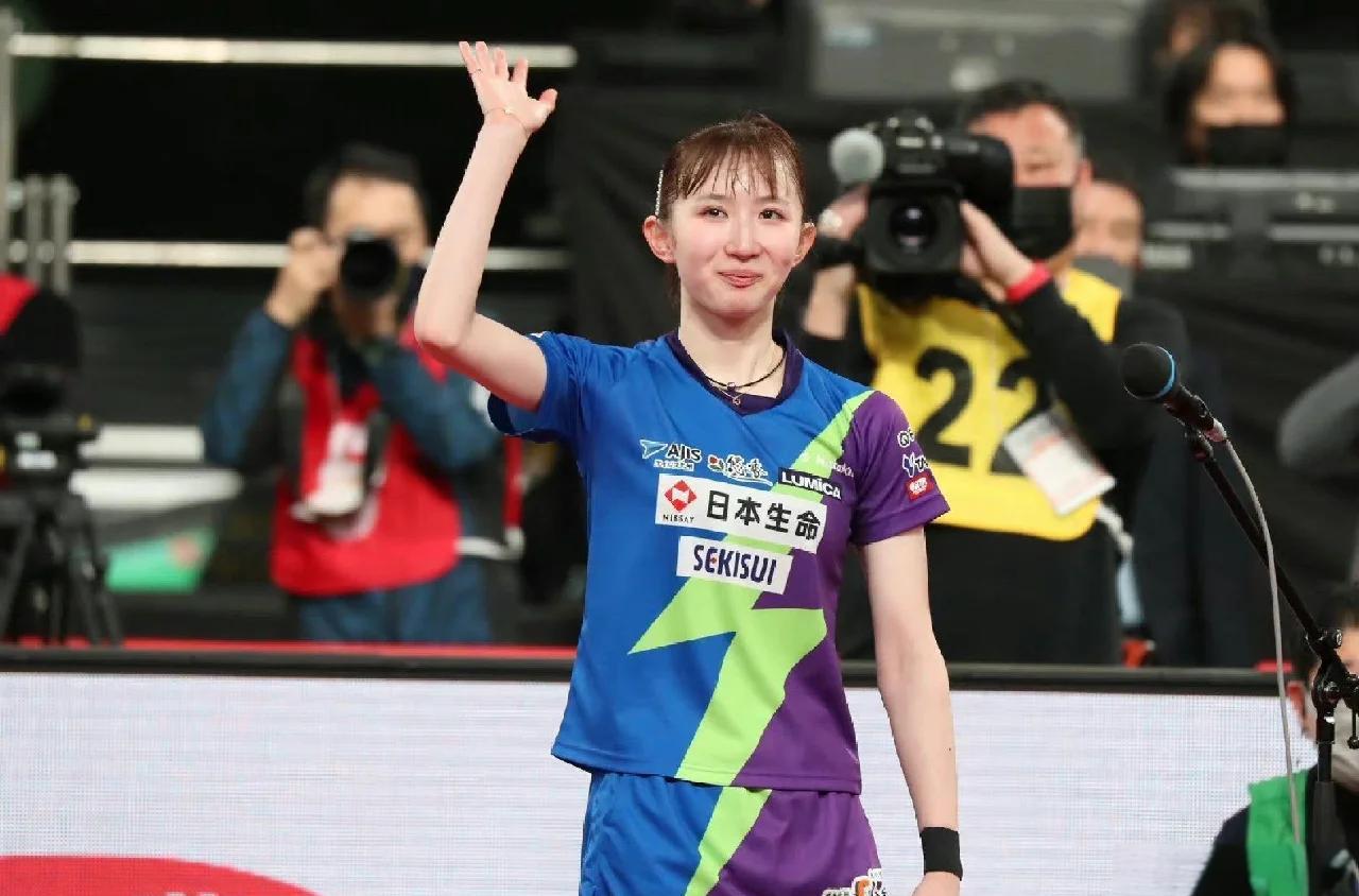 日本游泳运动员刷新自己世界纪录