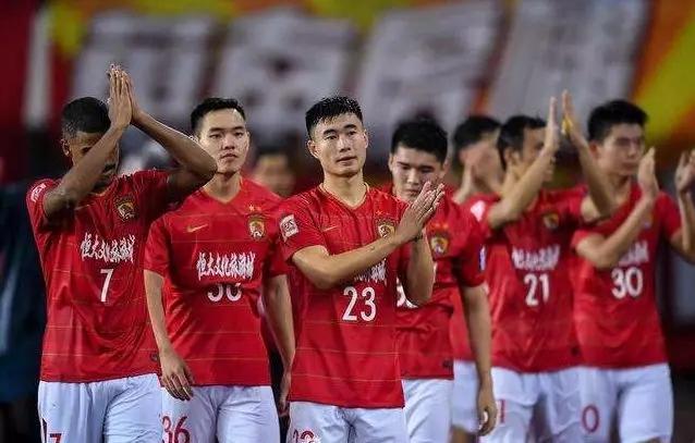 包含重庆斯威平广州恒大，表现不俗保持稳定的词条