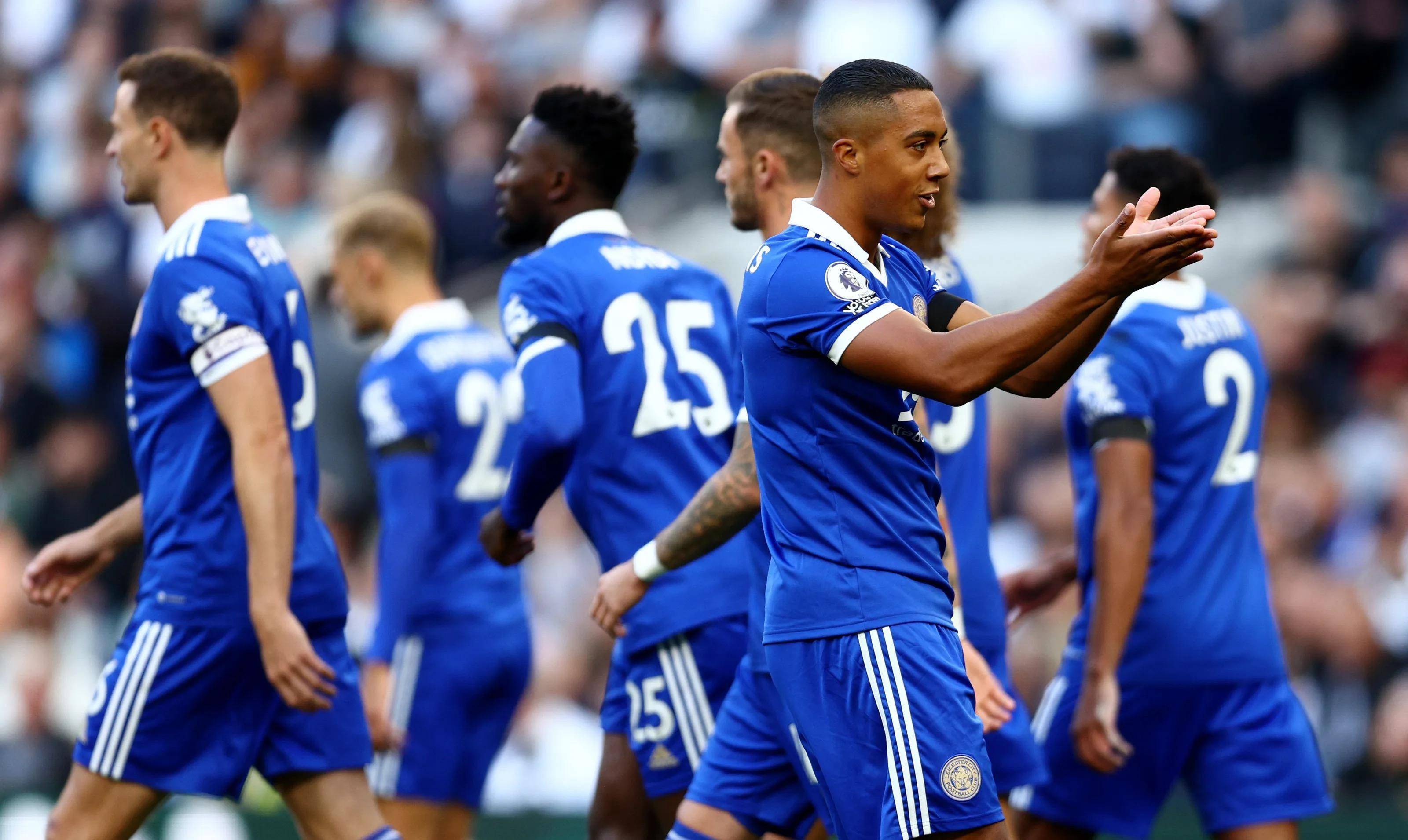 包含大连超越客场逆转哈尔滨毅腾,重返领跑的词条 包含大连超越客场逆转哈尔滨毅腾,重返领跑的词条