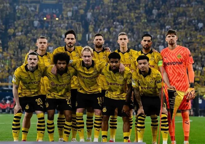 包含多特蒙德积极备战，团结一心冲击前列的词条