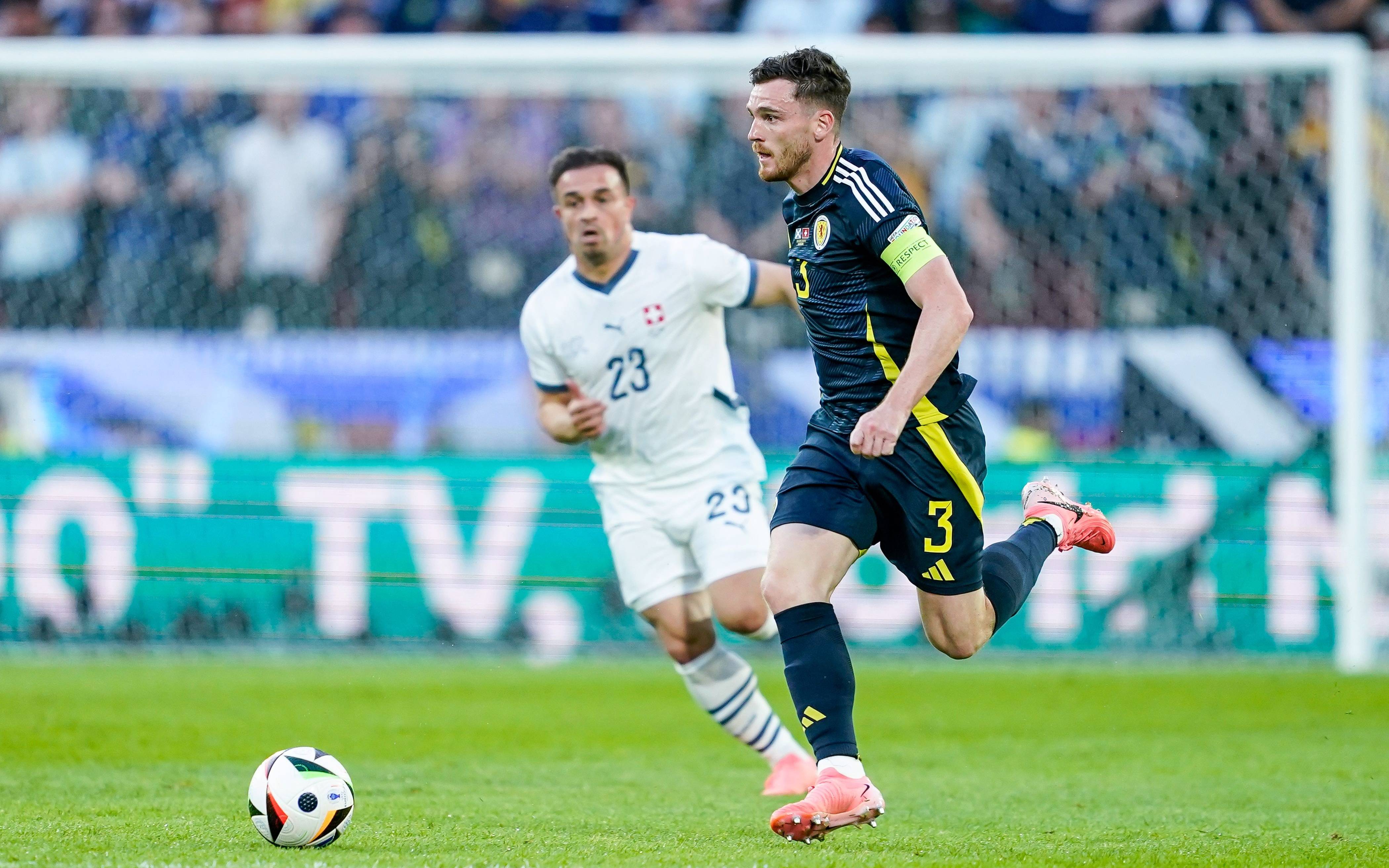 包含精选对决！欧洲杯预选赛选手角逐激烈的词条