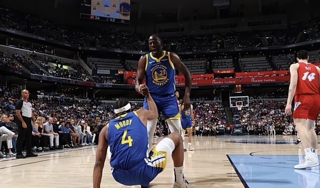 灰熊主场击败太阳，结束四连败